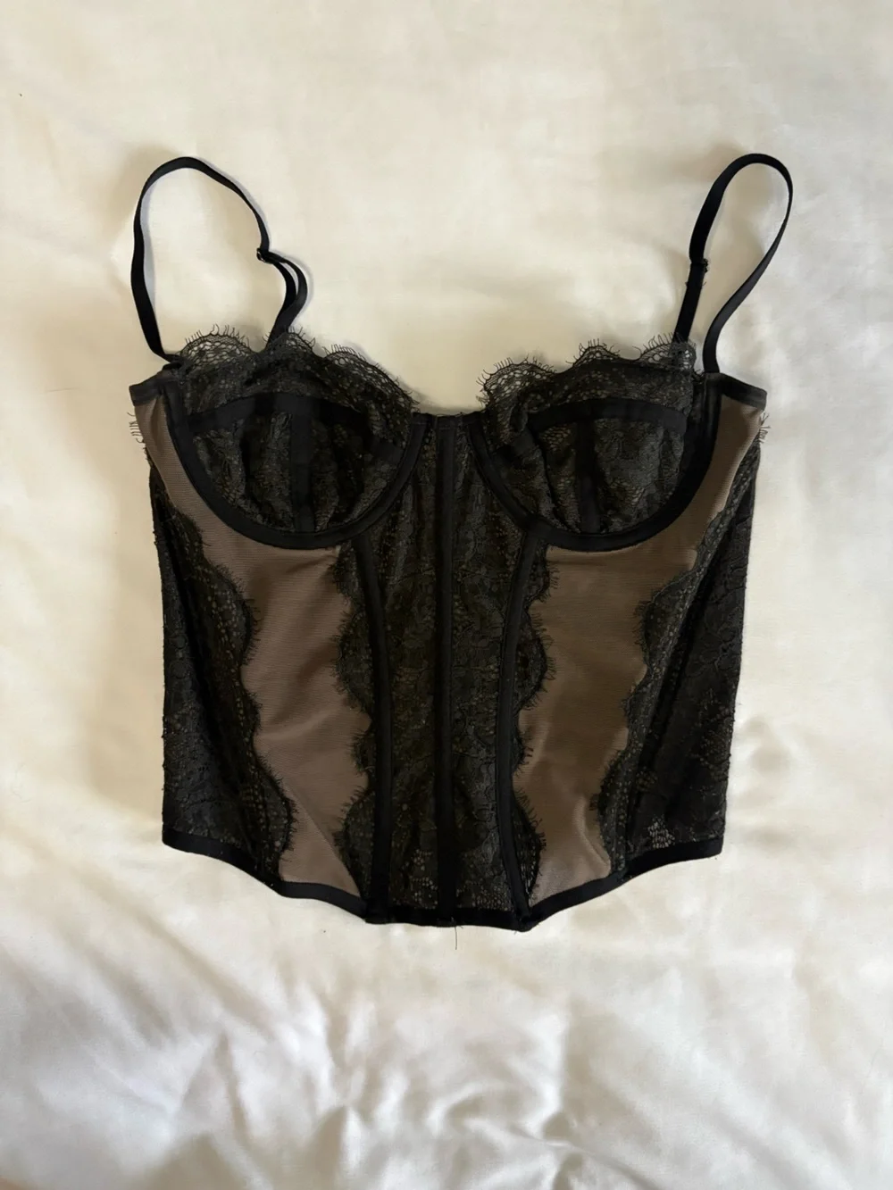 UO Out from Under size M, NWOT - Picture 5 of 15